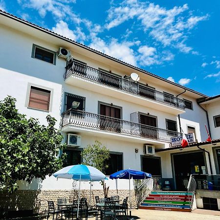 Hotel Paradiso Челано Екстериор снимка